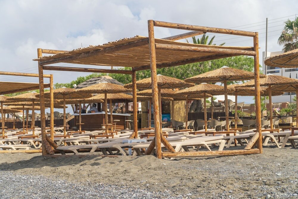 Фото Tylissos Beach