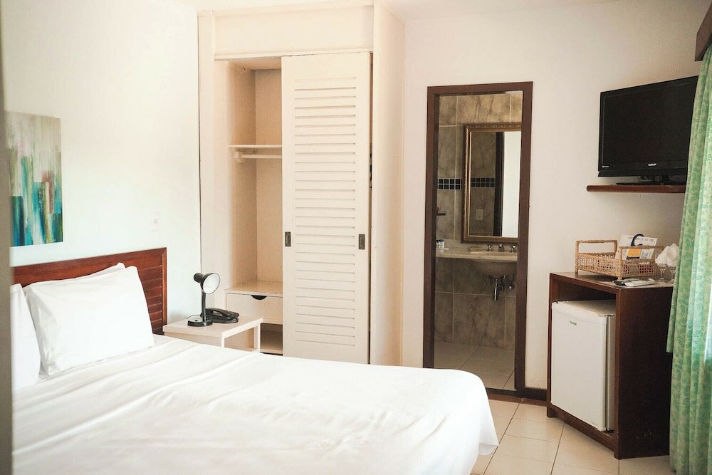 Фото Colonna Galápagos Garden Hotel