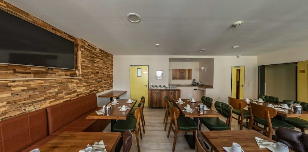 Фото Hotel Bayrischer Hof