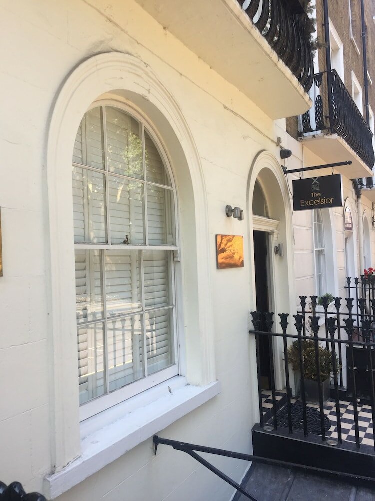 Фото The Excelsior Hotel