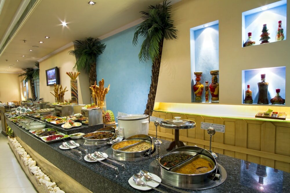 Фото The Piccadily Lucknow