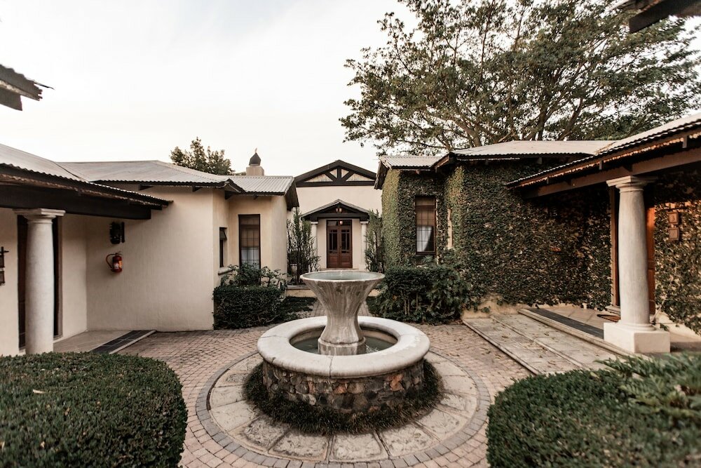 Фото Dawson's Game and Trout Lodge