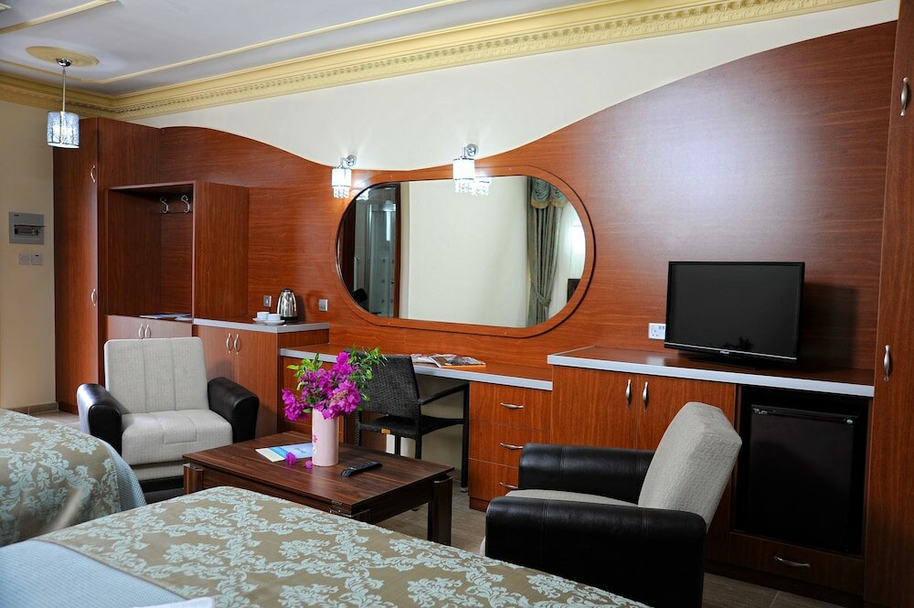 Фото Riverside Garden Resort