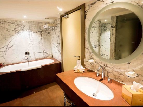 Фото Hotel Port Palace