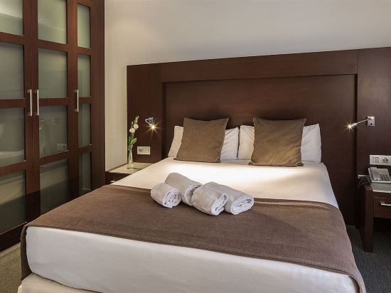 Фото Hotel Madanis Liceo