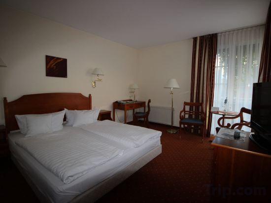 Фото Mercure Hotel Plaza Magdeburg