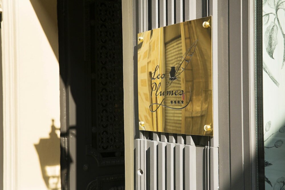 Фото Les Plumes Hôtel