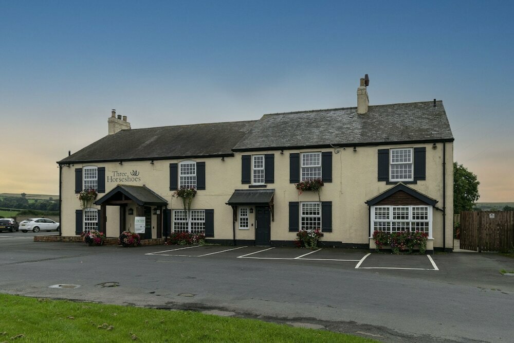 Hotel The Three Horseshoes, England, photo
