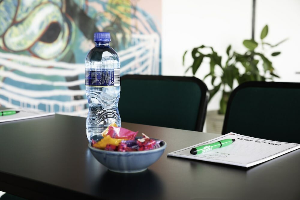 Фото Hallmark Hotel