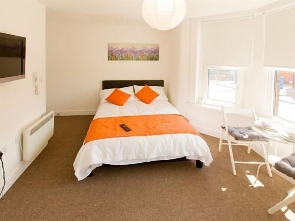 Фото Beddoe Apartments