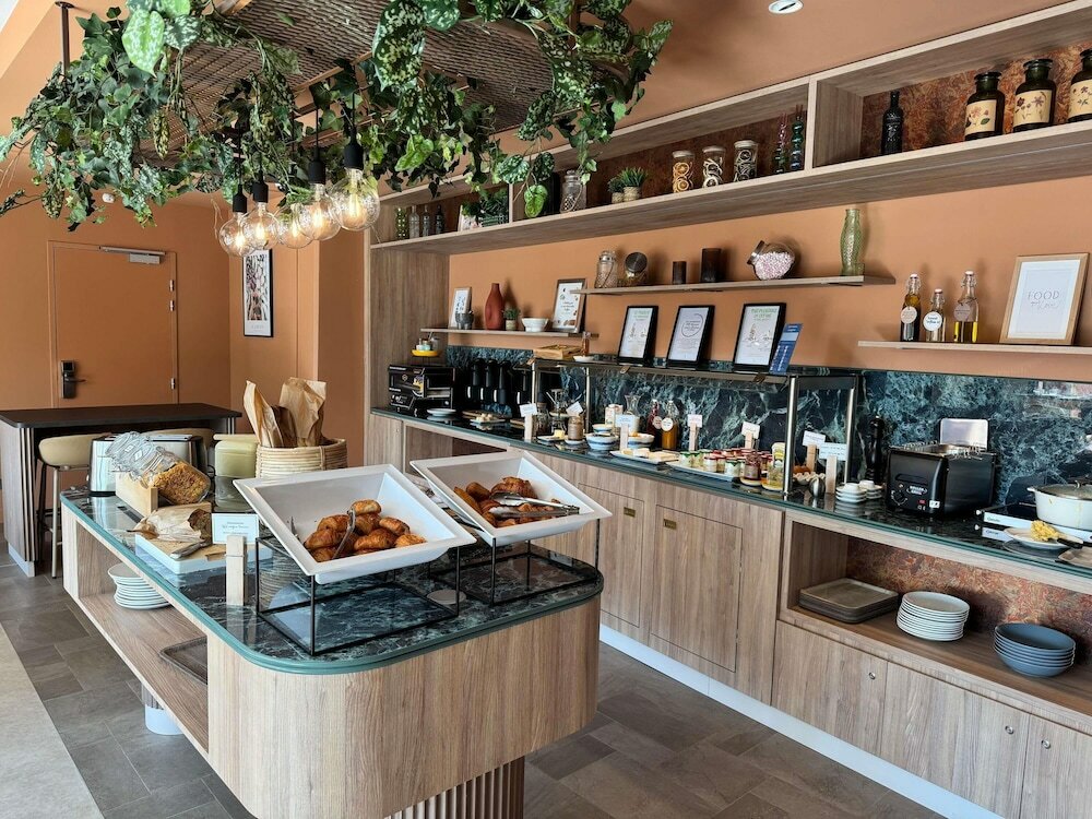 Фото Novotel Suites Rouen Normandie