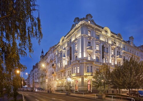 Гостиница Mamaison Hotel Riverside Prague в Праге