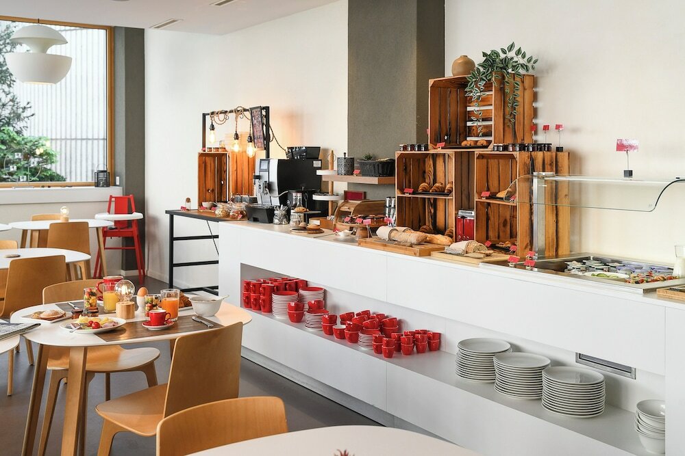 Фото Home Swiss Hotel