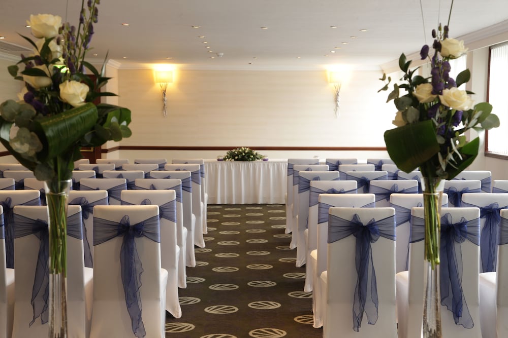 Фото The Aberdeen Altens Hotel