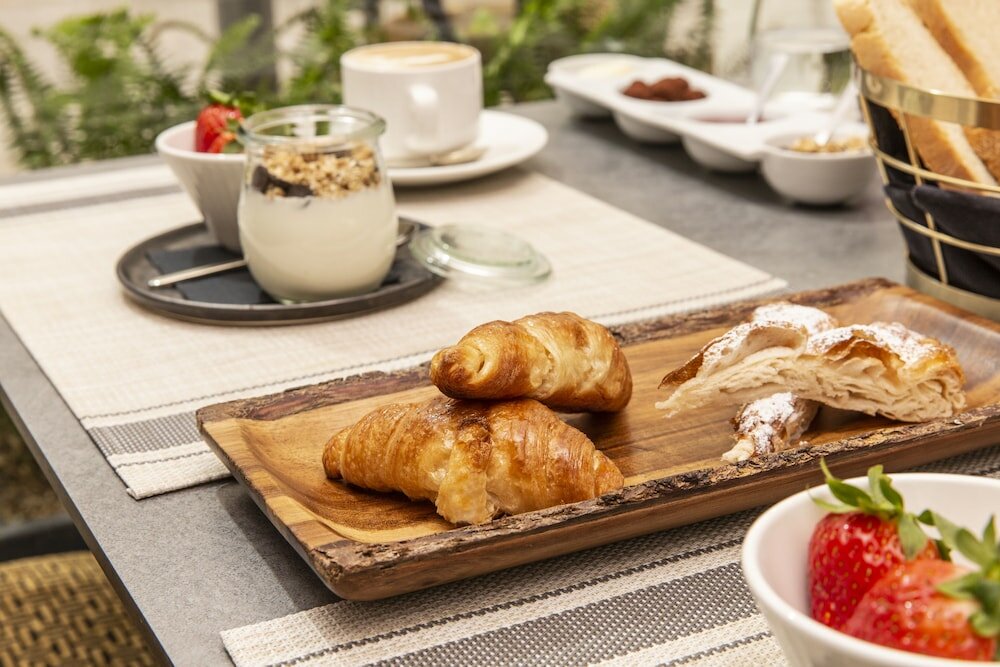 Фото Icon Rosetó