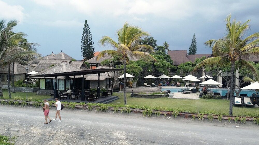 Фото Grand Balisani Suites