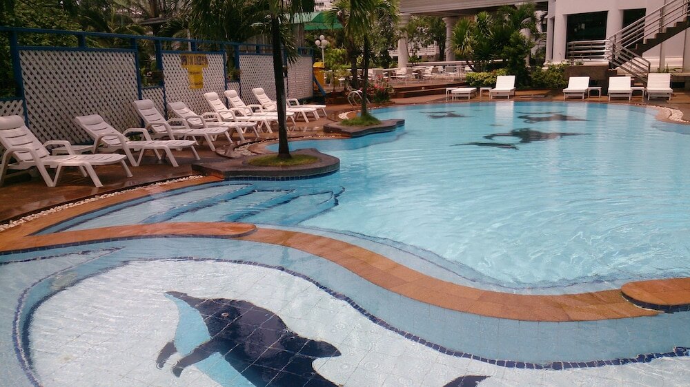 Фото Camelot Hotel Pattaya