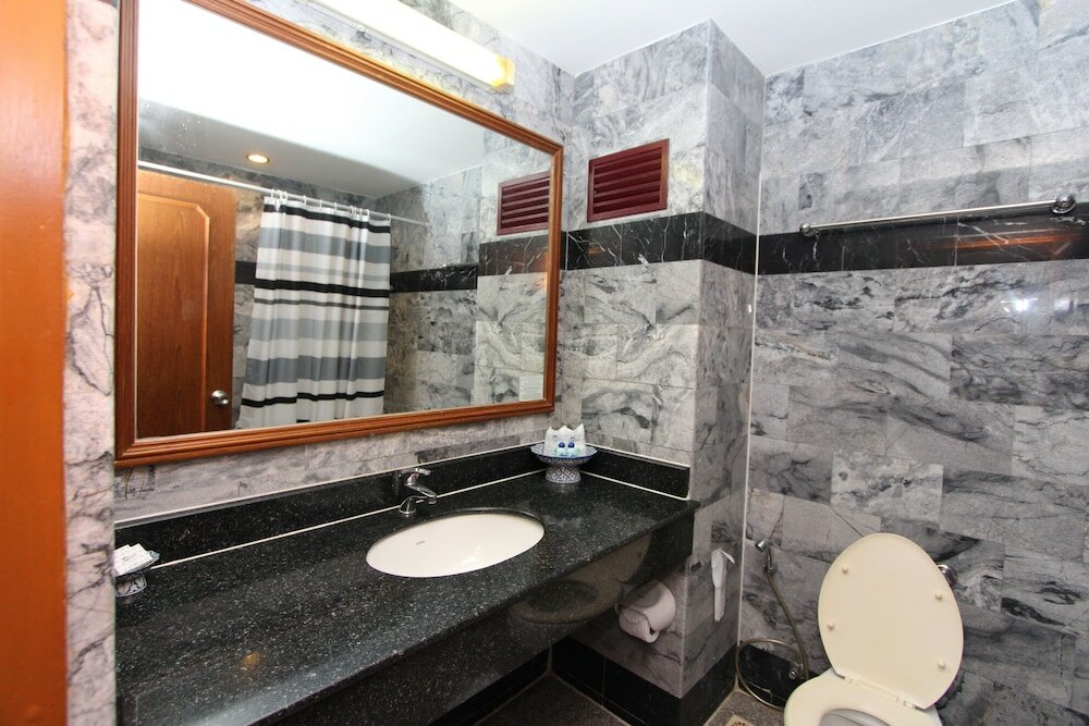 Фото Camelot Hotel Pattaya