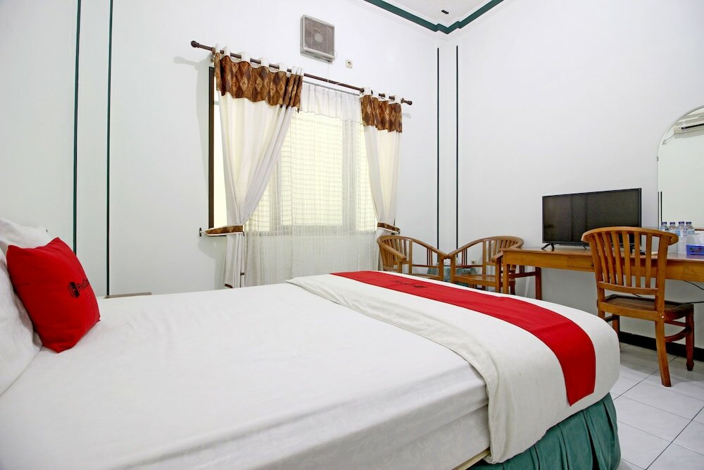 Фото RedDoorz near Xt Square Yogyakarta