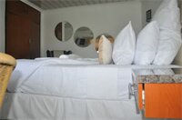 Фото Crown Guest Lodge