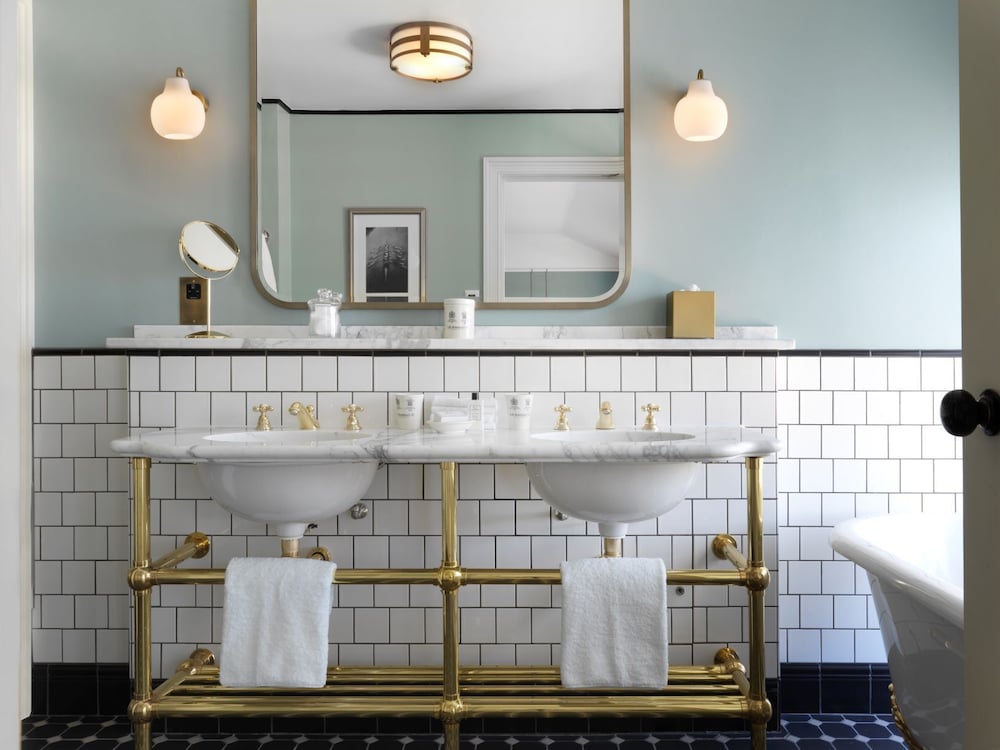 Фото University Arms, Autograph Collection