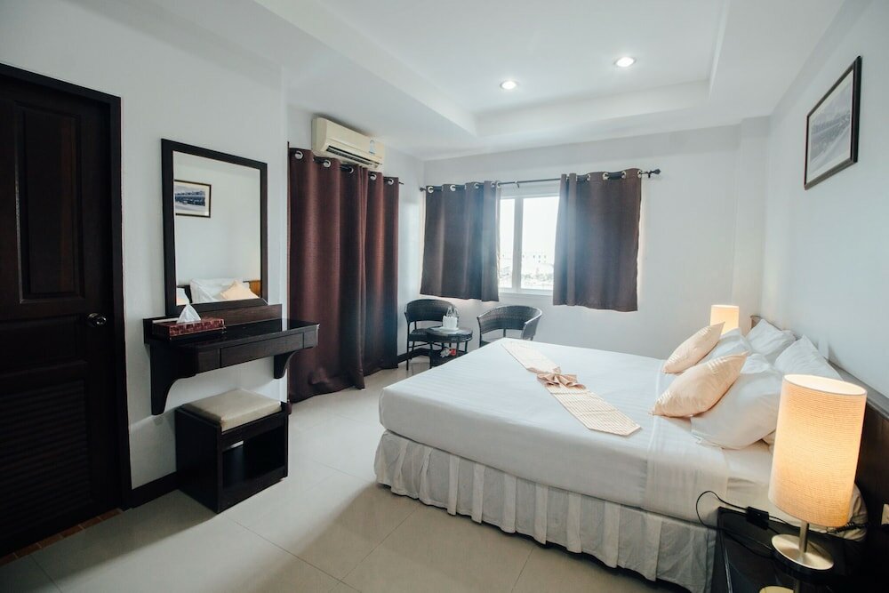 Фото Iyara Hua Hin Lodge