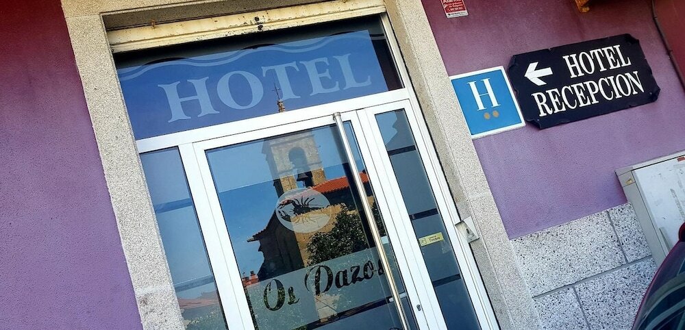 Фото Os Pazos Hotel