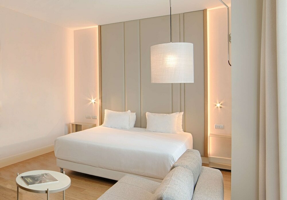 Фото Nh Bologna de la Gare