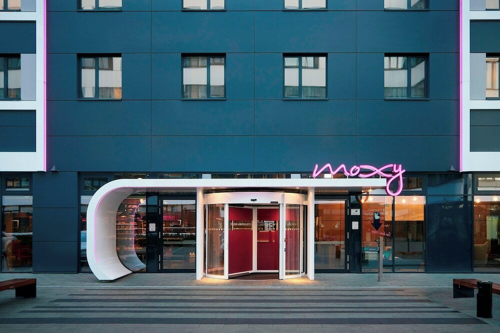 Фото Moxy Frankfurt Eschborn