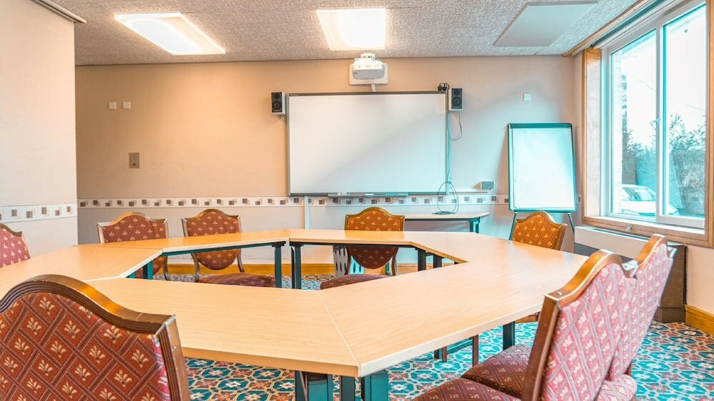 Фото Elstead Hotel