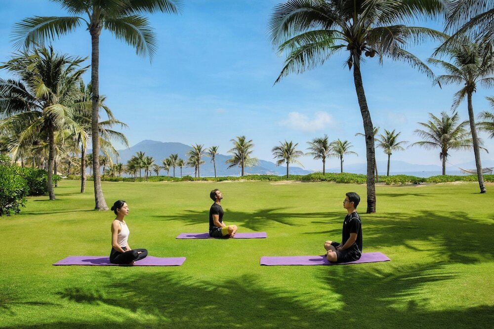 Фото Melia Vinpearl Cam Ranh Beach Resort