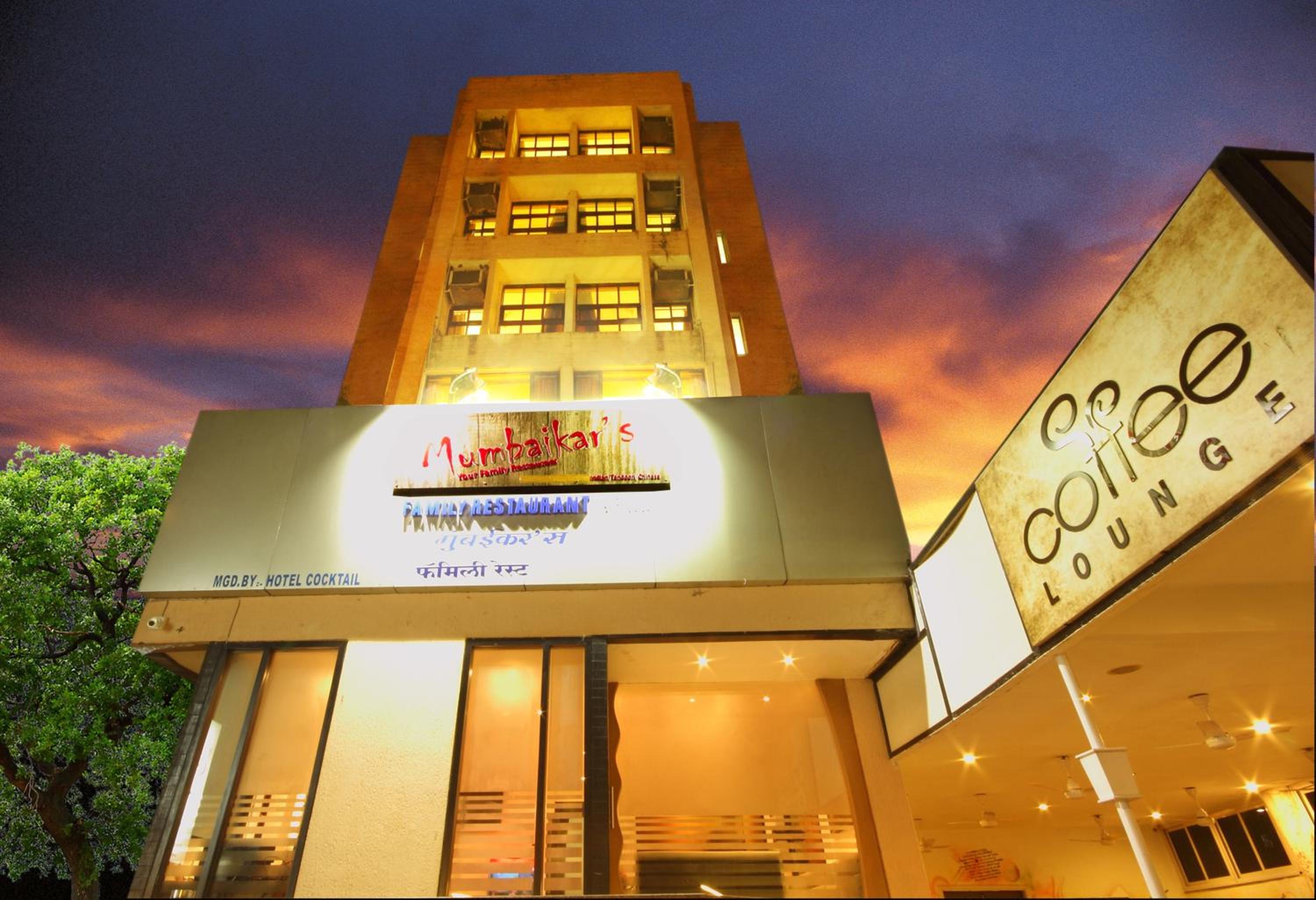 Фото отеля 1