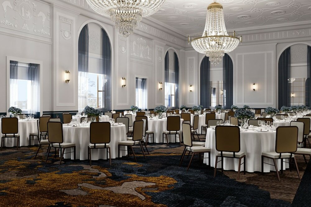 Фото Renaissance Cleveland Hotel