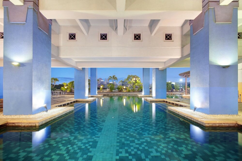 Фото Lumire Hotel and Convention Center