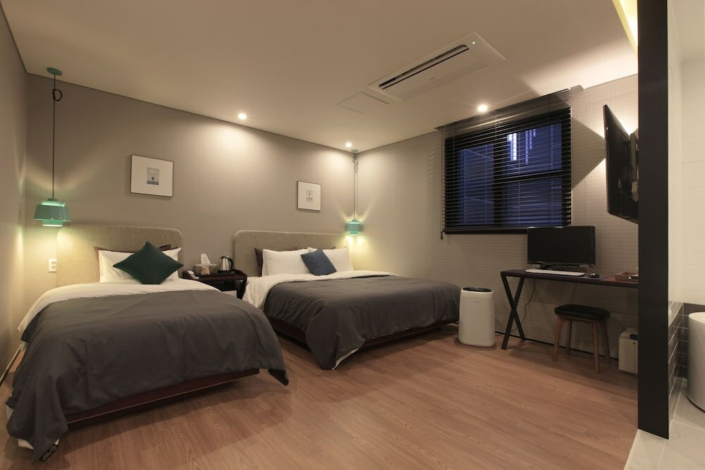 Фото Brown Dot Hotel Yangjeong