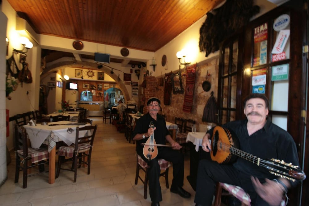 Фото Chania Rooms