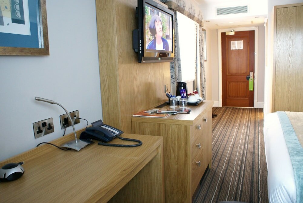 Фото Holiday Inn Kenilworth - Warwick, an Ihg Hotel