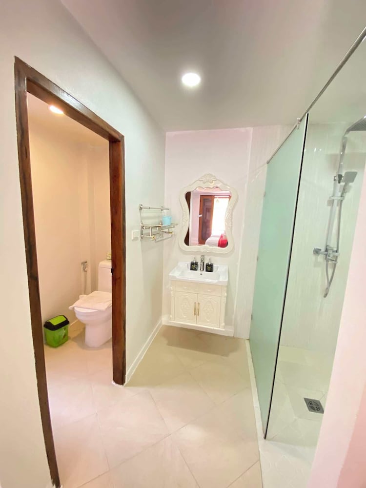 Фото Golden Lotus Namkhan View