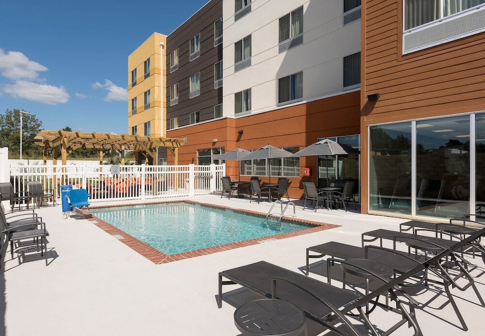 Фото Fairfield Inn & Suites by Marriott West Monroe