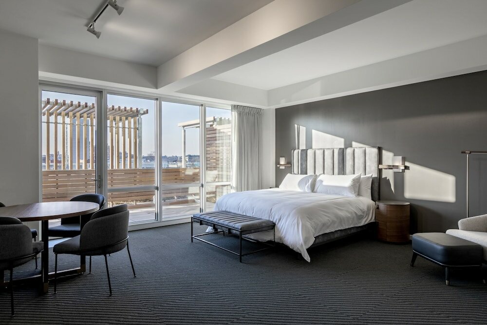 Фото Hotel Chauncey Iowa City, Tapestry Collection by Hilton