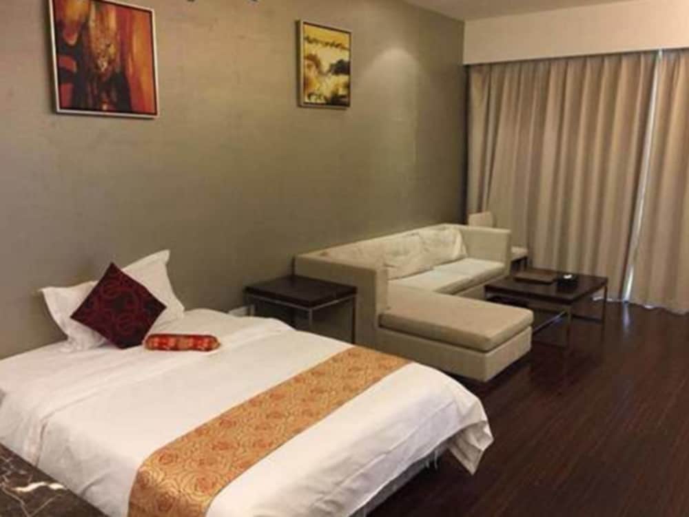 Фото Silin Residence Poly World Trading Center