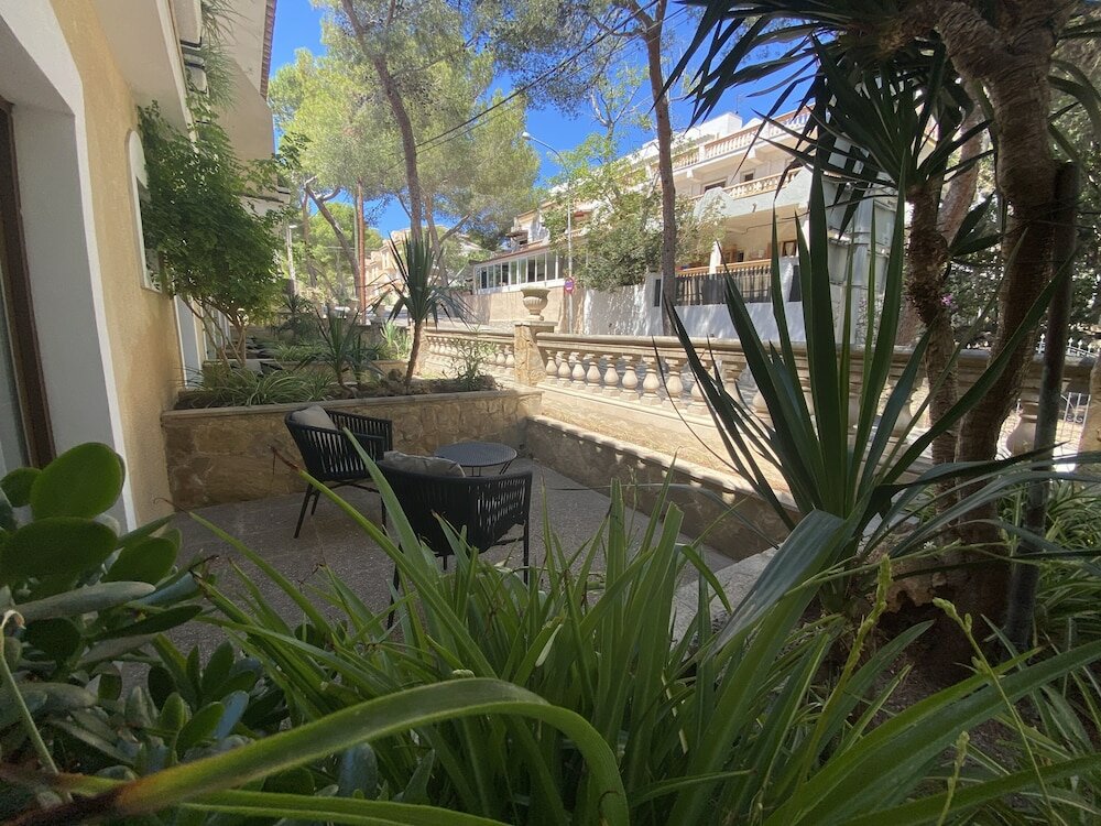 Фото Hostal Villa Rosa