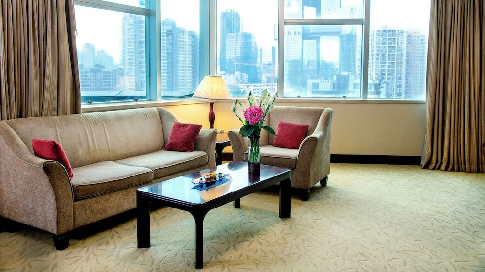 Фото Holiday Inn Shenzhen Donghua, an Ihg Hotel