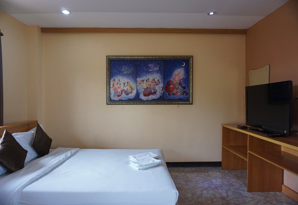 Фото Phoemphoon 2 Hotel