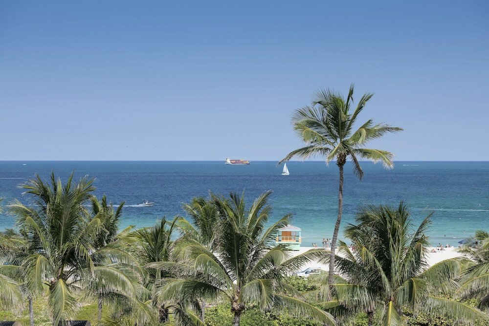 Фото The Penguin Hotel