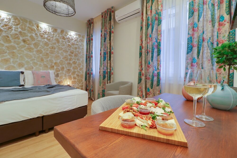 Фото AthiNN Residence