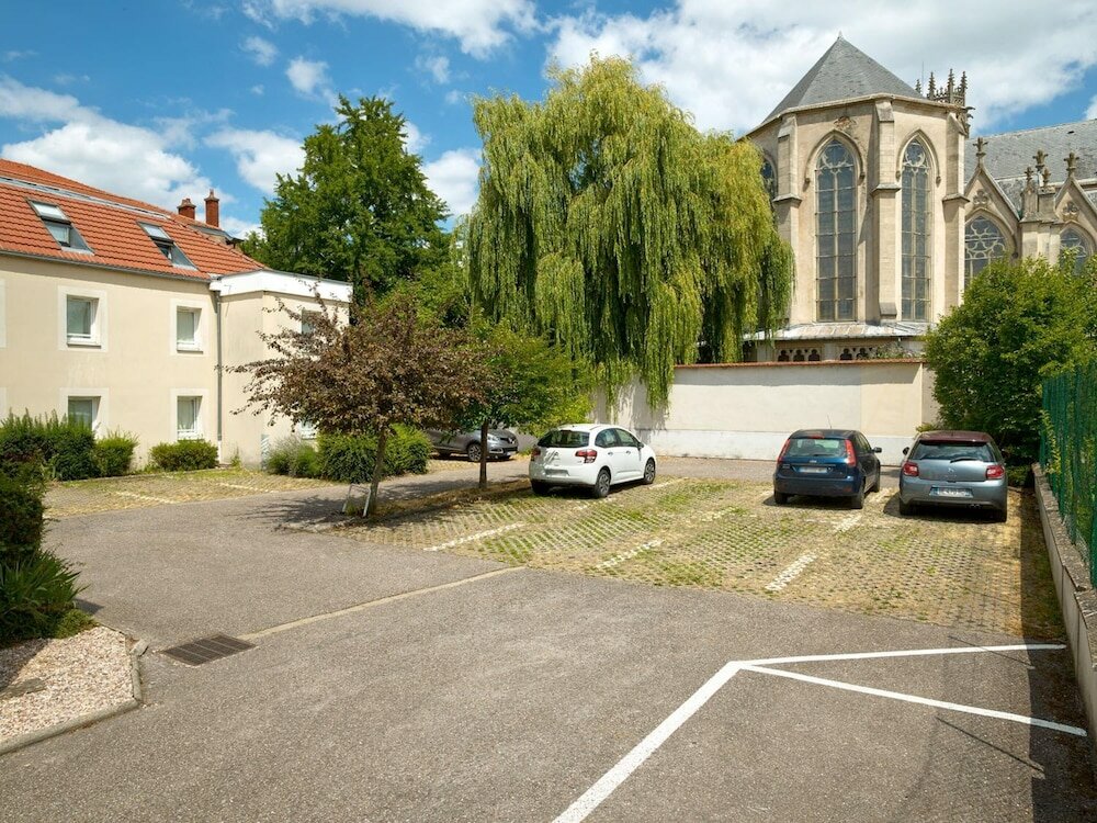 Фото Hôtel Revotel