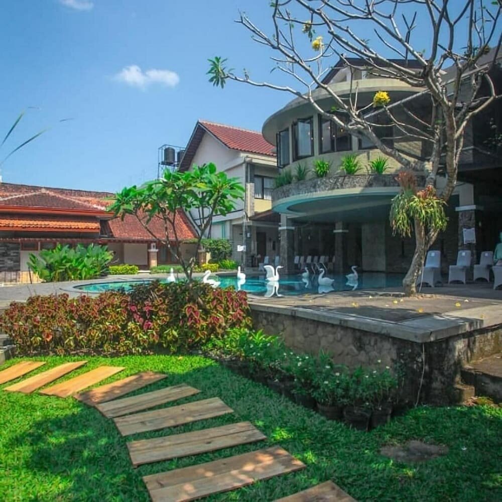 Hotel Hotel Sriti, Magelang, photo