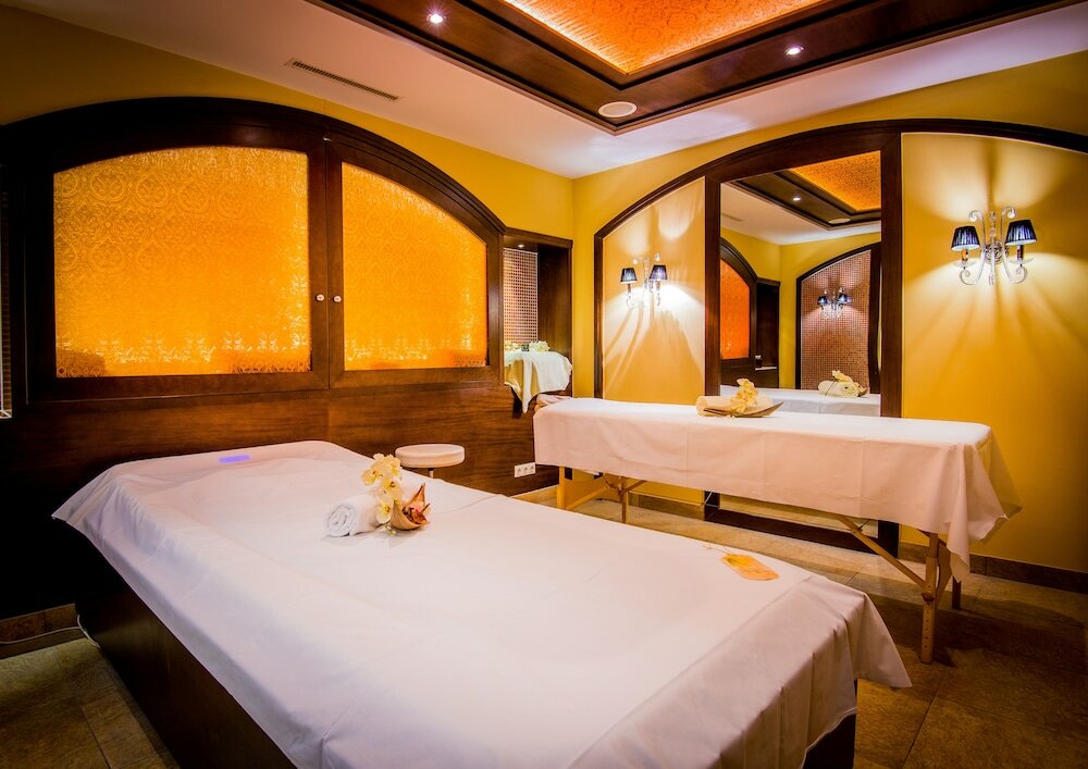 Фото Grandhotel Lienz