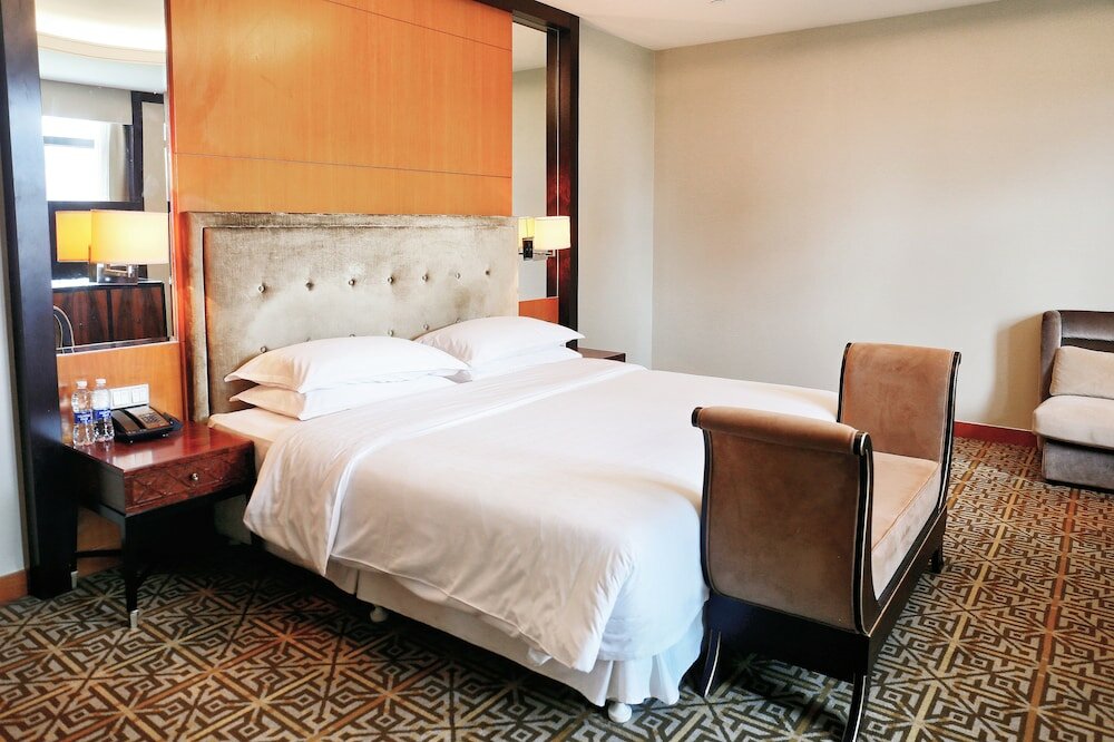 Фото Sheraton Jinan Hotel